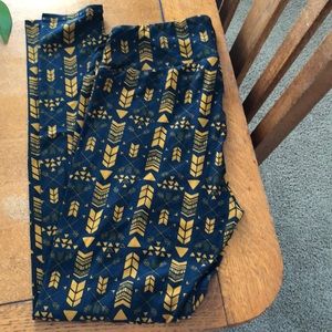LuLaRoe TC Leggings-Never Worn!